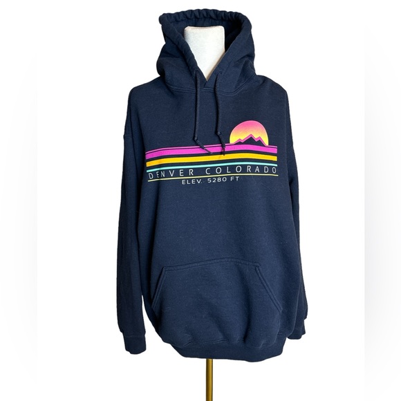 Denver Colorado Hoodie Navy Blue Graphic Sunset & Mountains Size Large - Picture 2 of 4